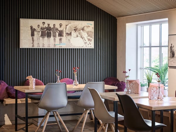 Café-Innenraum am Fanø Bad